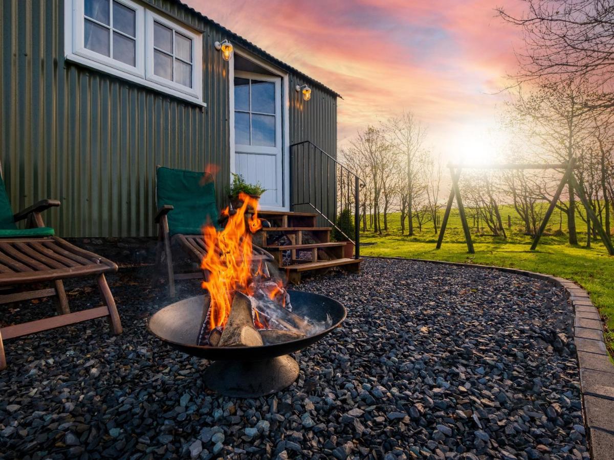 The Pleasant Hut At Mountpleasant Farm Villa Ulverston Dış mekan fotoğraf